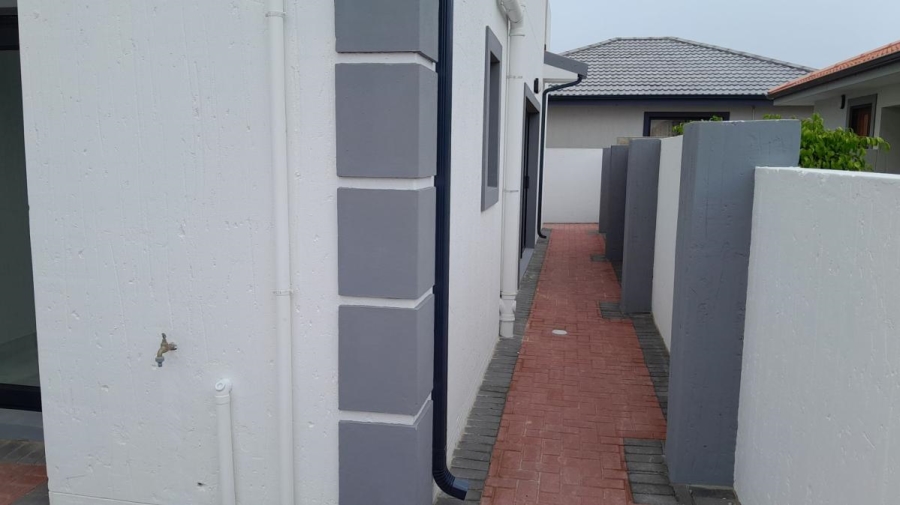 3 Bedroom Property for Sale in Dana Bay Western Cape